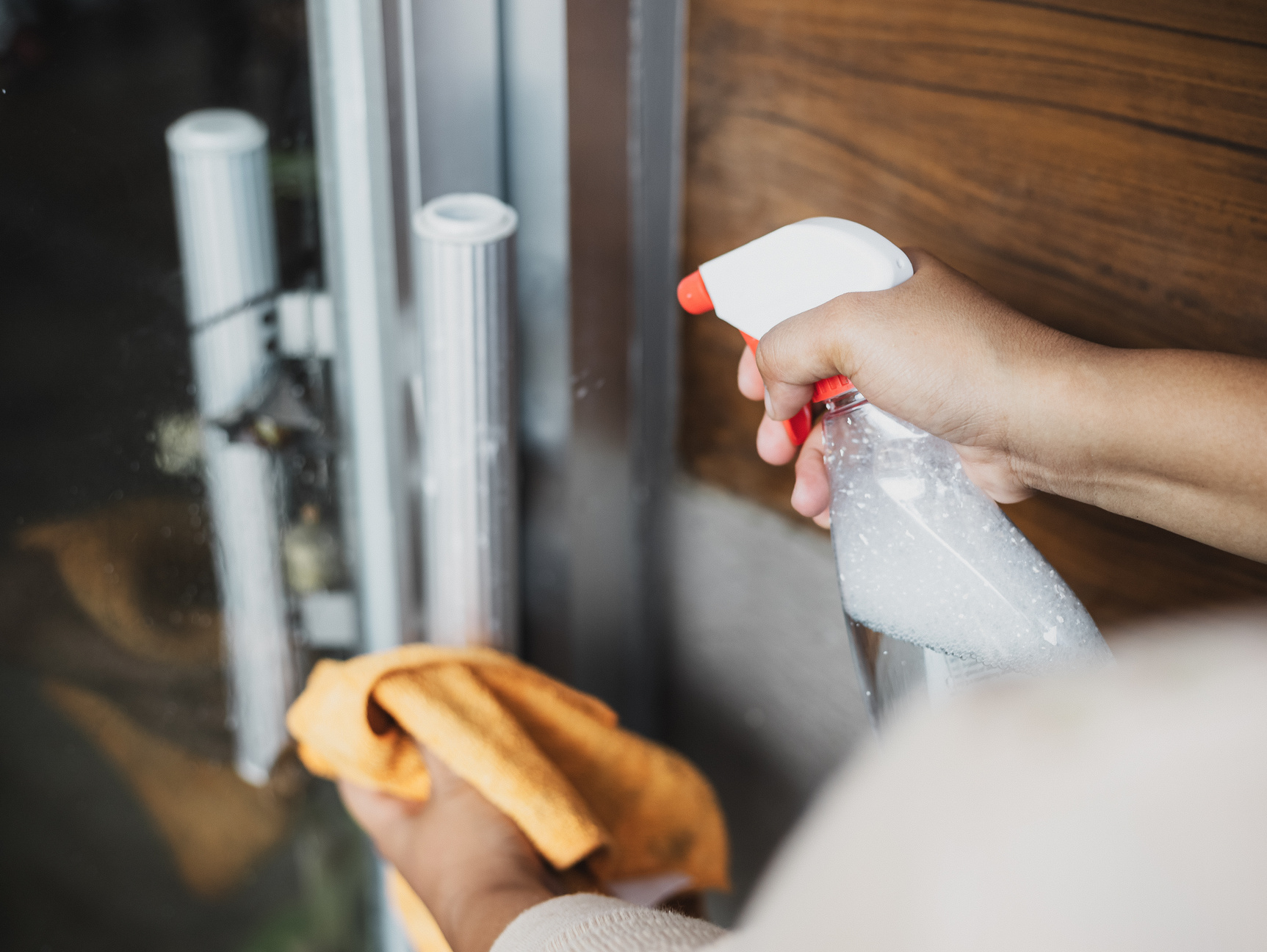 Cleaner Sanitizing Door Handle with Rag and Detergent Spray